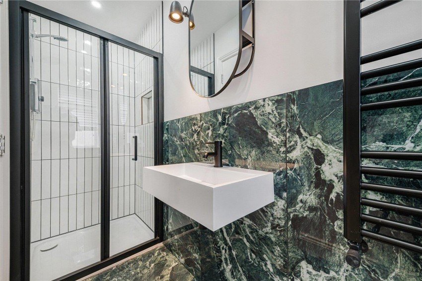 Images for Maesmaur Road, Tatsfield