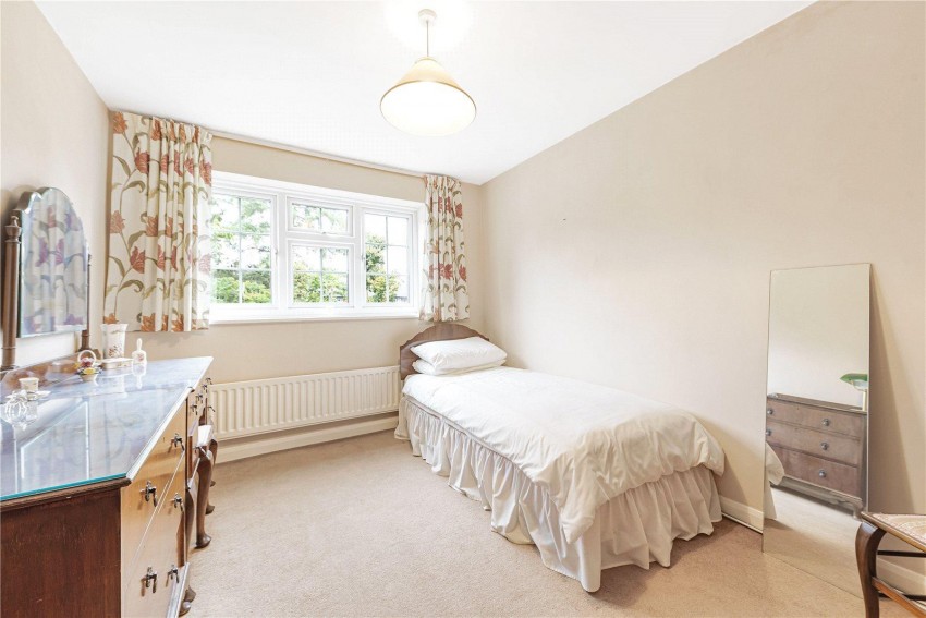 Images for Oakfield Lane, Keston