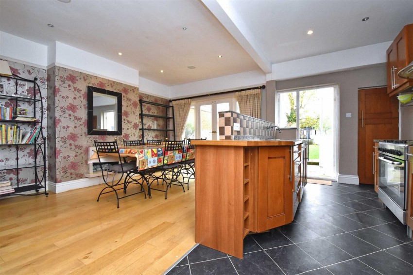 Images for Bishops Avenue, Bromley