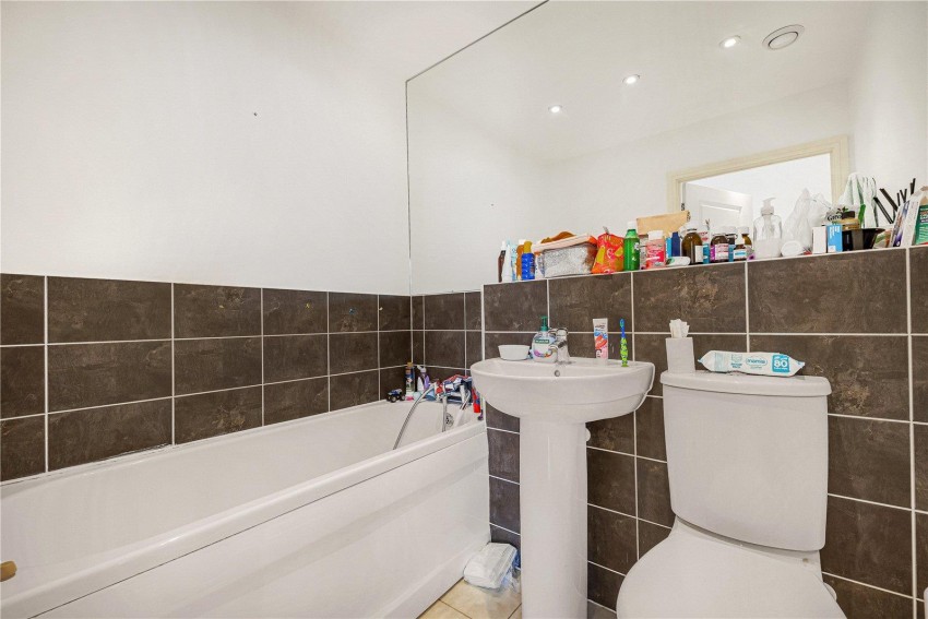 Images for Wells View Drive, Bromley
