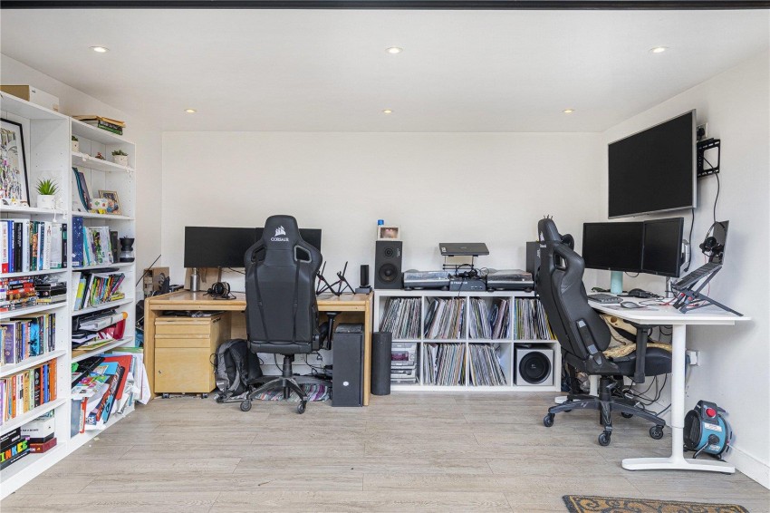 Images for Elliott Road, Bromley