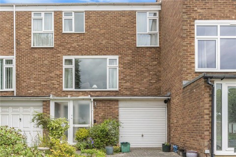 View Full Details for Mapleton Close, Bromley
