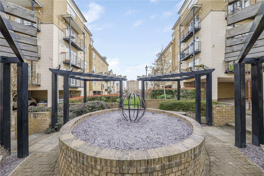 Images for Renwick Drive, Bromley