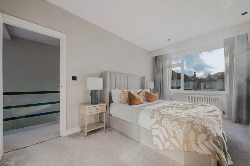 Images for Derrick Avenue, South Croydon