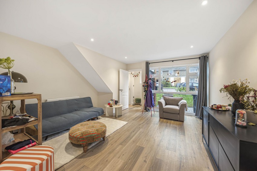 Images for Greenacres, Oxted