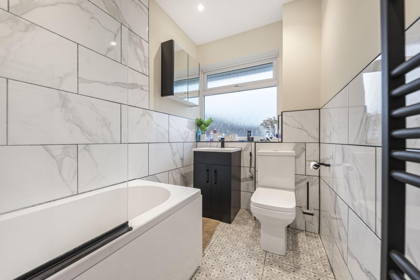 Images for Greenacres, Oxted