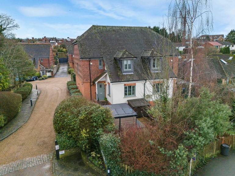 Walnut Tree Close, Westerham