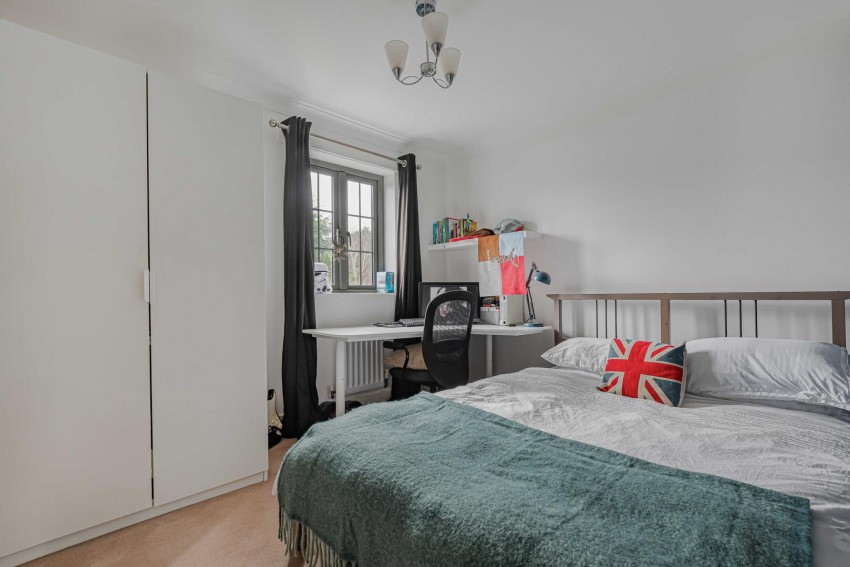 Images for Walnut Tree Close, Westerham