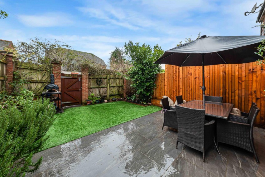 Images for Walnut Tree Close, Westerham