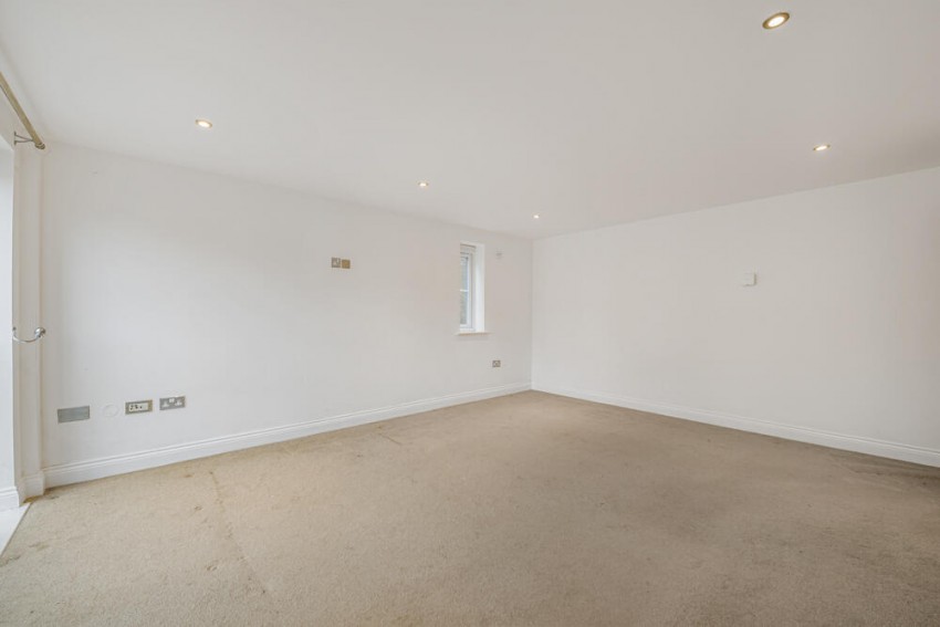 Images for 2 Lansdowne Road, Bromley