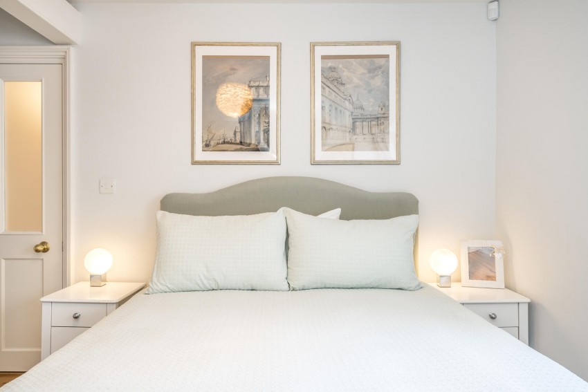 Images for Willoughby Lane, Bromley