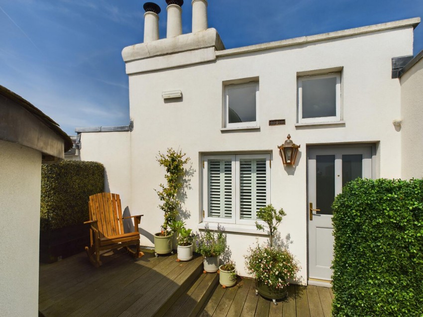 Images for Willoughby Lane, Bromley