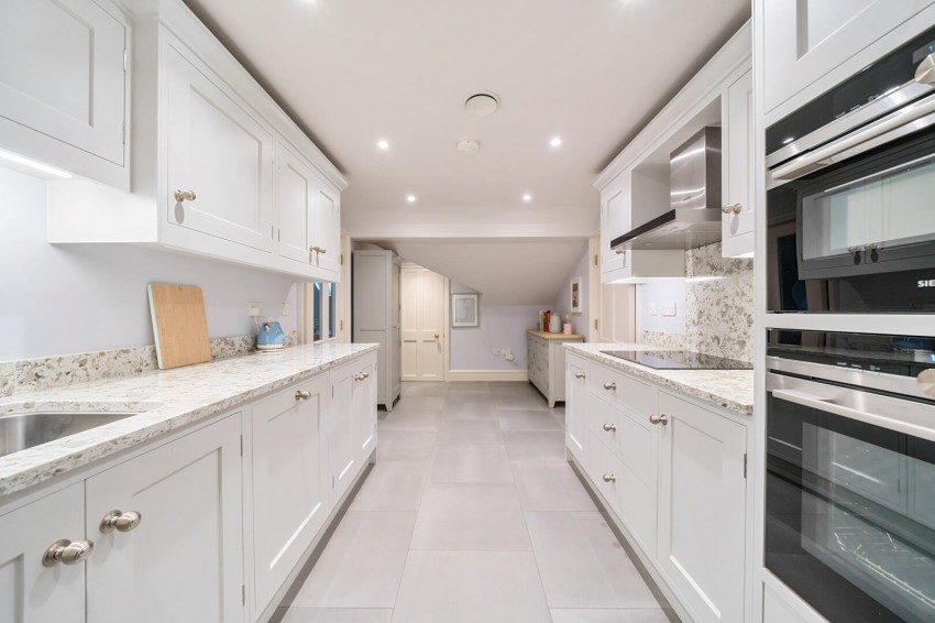 Images for Willoughby Lane, Bromley