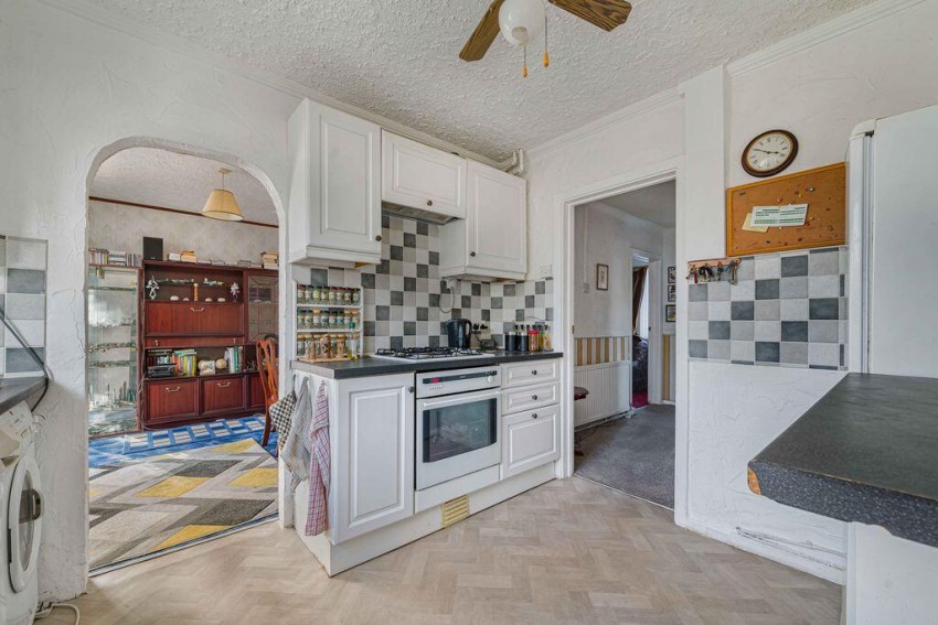 Images for Faringdon Avenue, Bromley