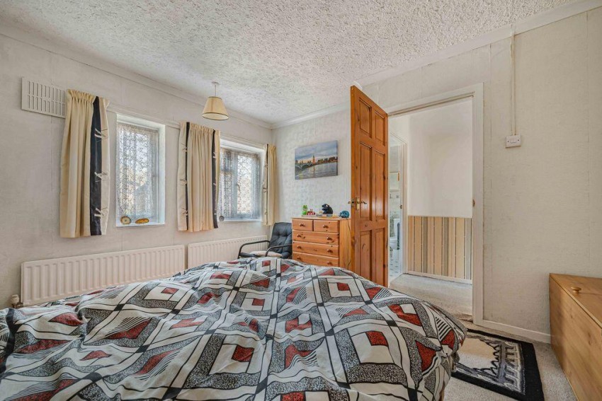 Images for Faringdon Avenue, Bromley