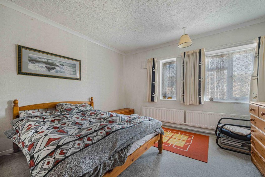 Images for Faringdon Avenue, Bromley