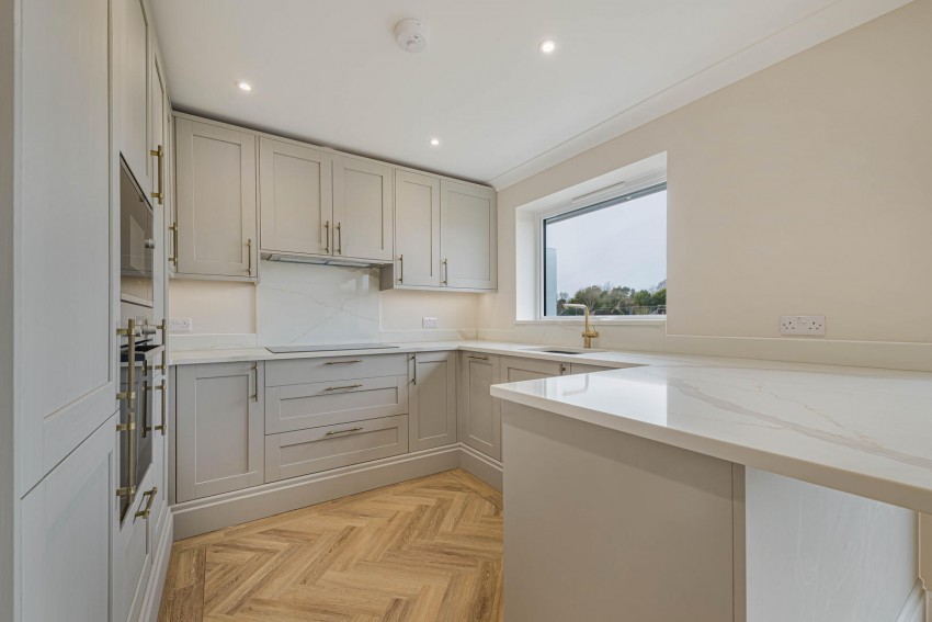 Images for Grange Close, Westerham, Kent