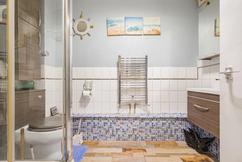 Images for 42 Copers Cope Road, Beckenham