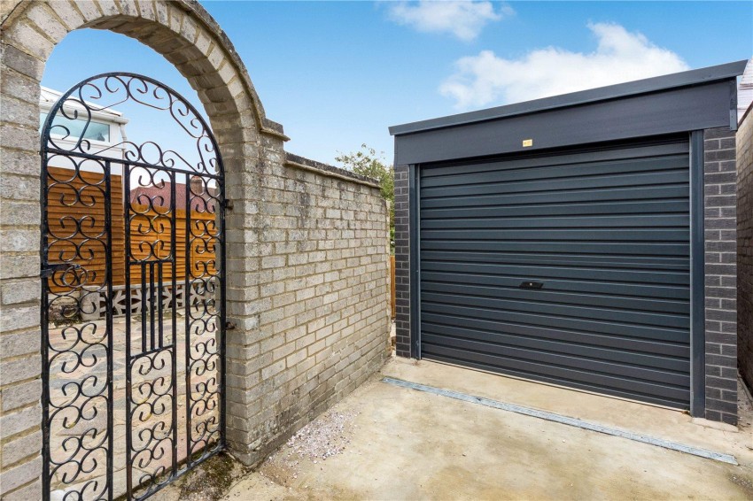 Images for Pickhurst Mead, Bromley