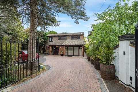 View Full Details for Leesons Hill, Chislehurst