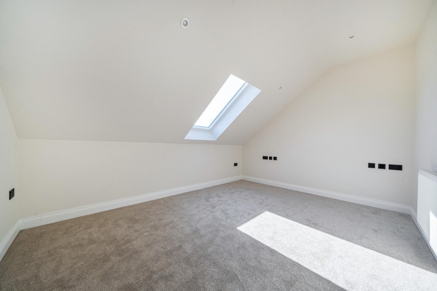 Images for Waddington Way, Coulsdon