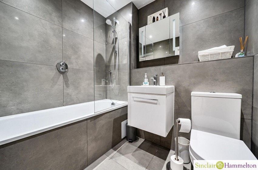 Images for Hayes Lane, Bromley