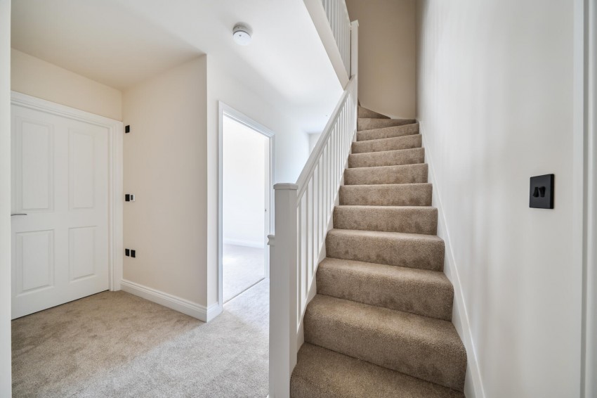 Images for Waddington Way, Coulsdon