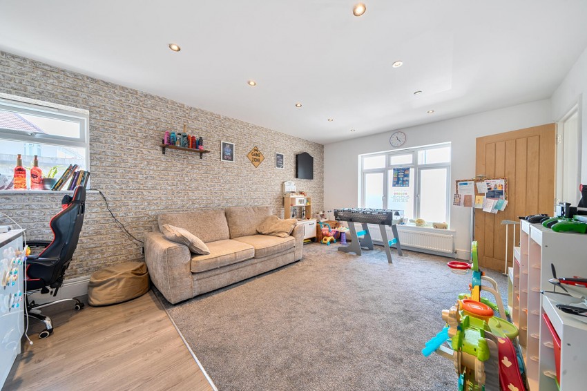 Images for Willett Way, Petts Wood, Orpington