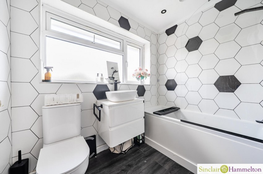 Images for Hollingworth Way, Westerham