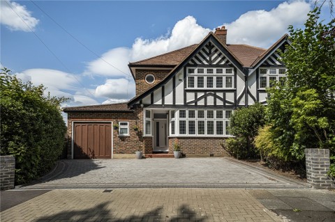 View Full Details for Husseywell Crescent, Bromley