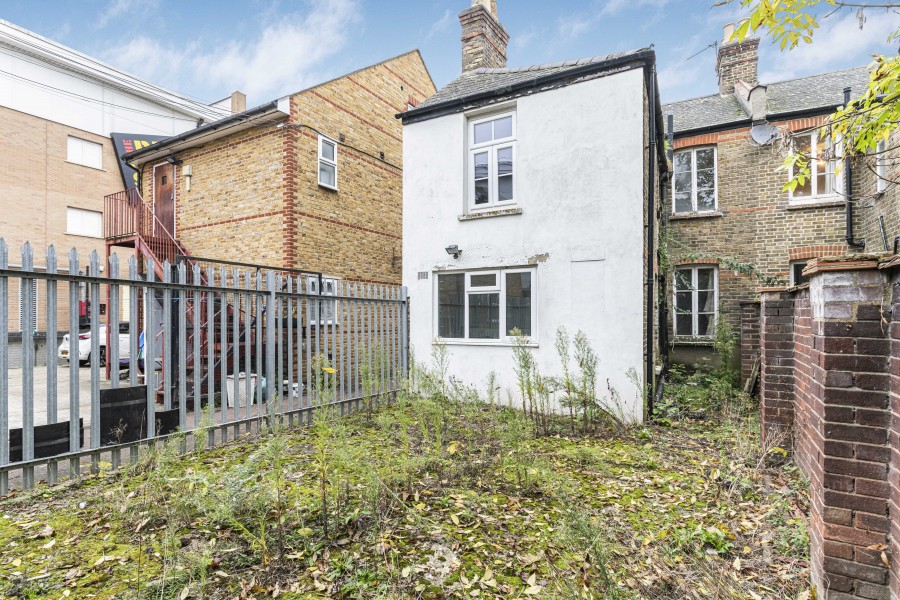 Images for Farwig Lane, Bromley